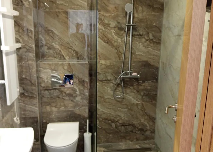 Apartament Ramonda Sa Bazenom, *